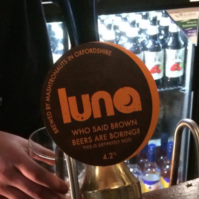 Luna 4.2%, White Horse Brewery, England