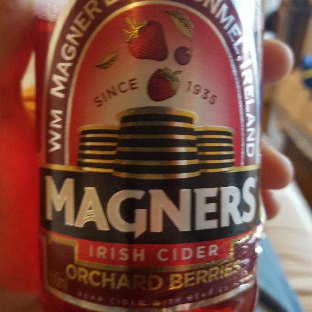Magners Orchard Berries 4.0%, The Shepton Mallet Cider Mill, England