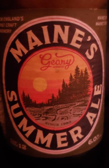 maine's summer ale 6.0%, D.L. Gearys Brewing Co, United States