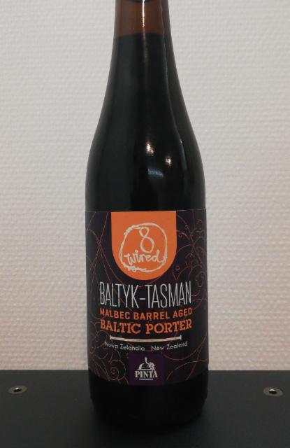 Malbec Barrel aged Baltic Porter 9.0%, 8 Wired Brewing, New Zealand