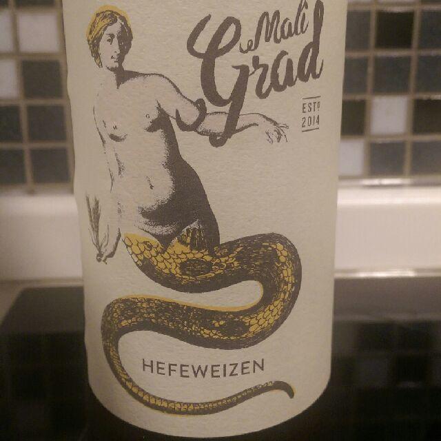 Mali Grad Hefeweizen 5.4%, Pivovarna Mali Grad, Slovenia