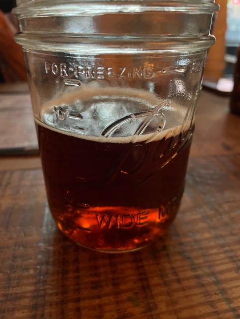 Malt house amber 5.2%, Malthouse, United States