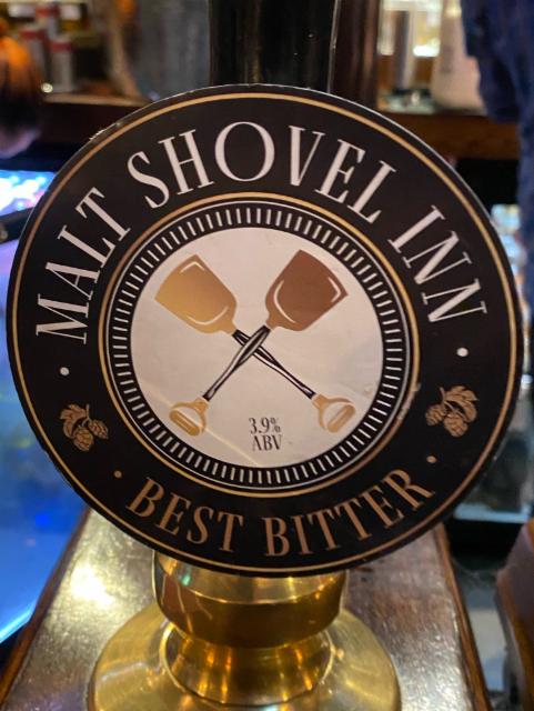 Malt Shovel Inn Best Bitter 3.9%, Greene King, England
