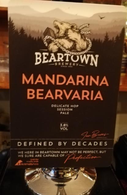 Mandarina Bearvaria 3.8%, Beartown Brewery, England