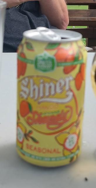 Mango Lemonade Shandy 4.2%, Spoetzl Brewery, United States