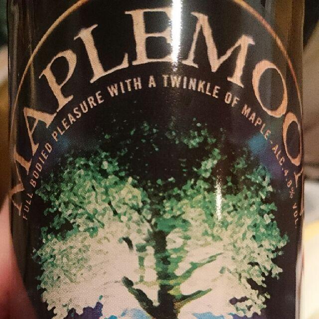 Maplemoon 4.8%, Joseph Holt, England