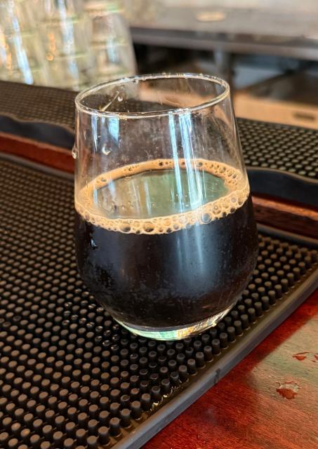 Marshmallow Vanilla Chocolate Coated Cookie, Crowbar & Bryggeri