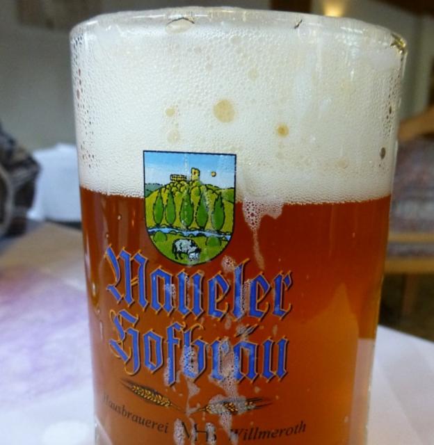 Maueler Hofbräu 5.4%, Hausbrauerei Willmeroth, Germany