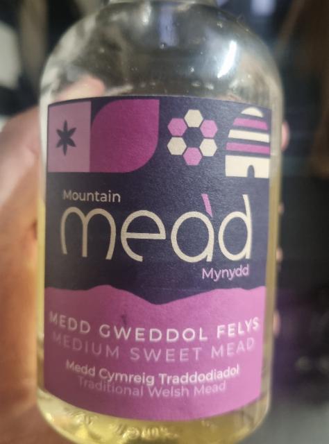 Medium sweet 13.0%, Mountain Mead, United Kingdom