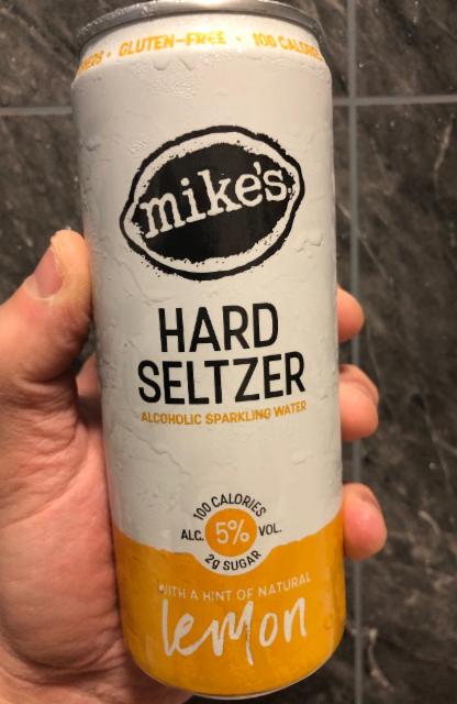 Mikes Hard Seltzer - Lemon 5.0%, AB Inbev UK Limited, England