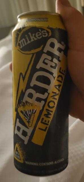 Mike's Harder Lemonade 8.0%, Mike's Hard Lemonade Co. Chicago, United States