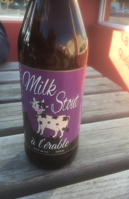 Milk stout 4.5%, Ferme Brasserie Schoune, Canada