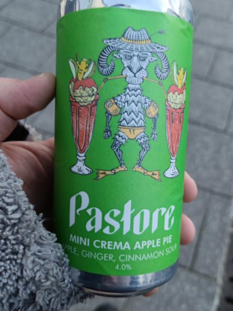 mini crema apple pie 4.0%, Pastore Brewing And Blending Ltd, England