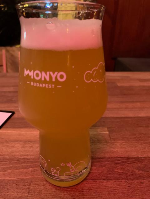 Mojo working'25 six-pack NEIPA 6.3%, MONYO Brewing Co, Hungary