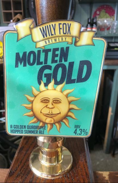 Molten Gold 4.3%, Wily Fox Brewery Limited, England
