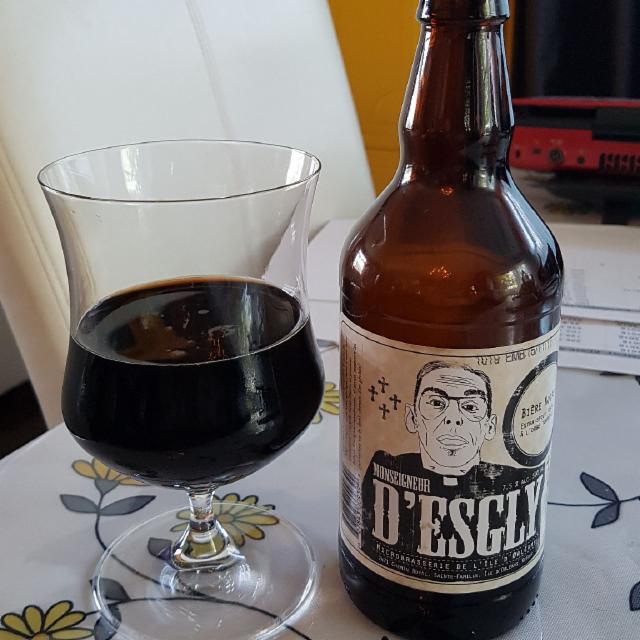 Monseigneur d'Esgly 7.5%, Microbrasserie de L'Île d'Orléans (Brouwerij Haacht Brasserie), Canada