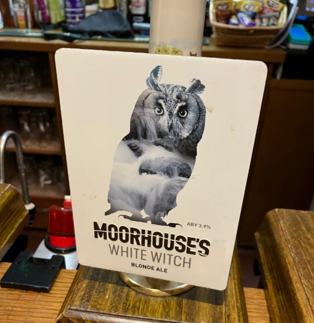 Moorhouse's White Witch 3.9%, Moorhouse's Brewery, England