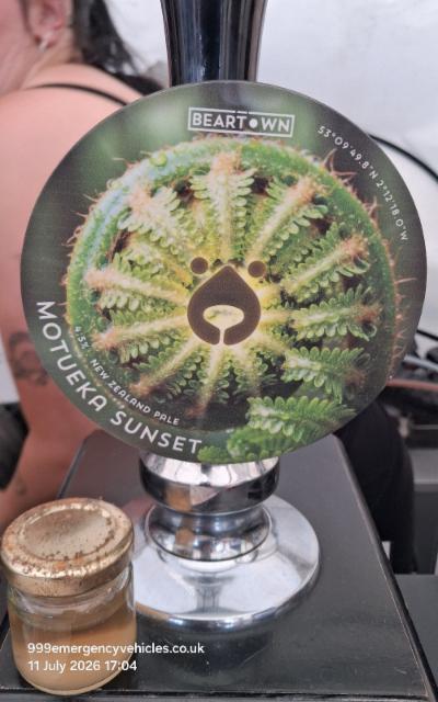 motueka sunset 4.5%, Beartown Brewery, England