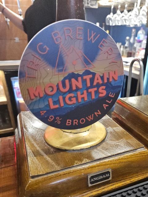 Mountain lights, Trig Brewery
