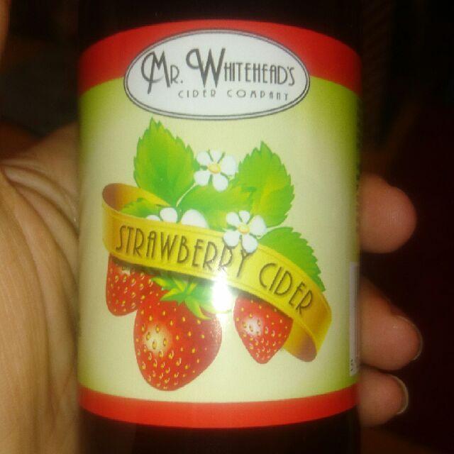 Mr Whiteheads Strawberry Cider 4.0%, Mr Whitehead's Cider Company, England