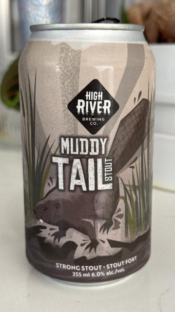 Muddy Tail Stout 6.0%, high river, Canada