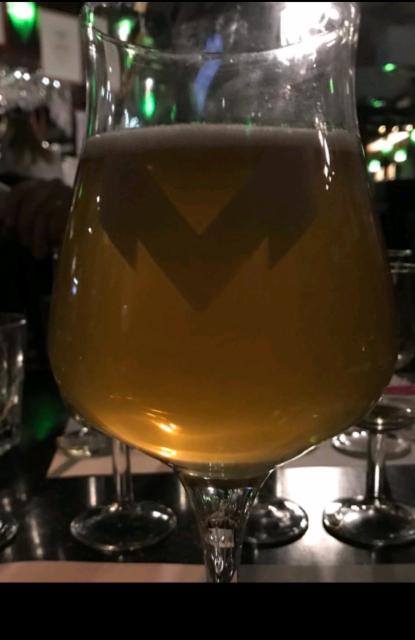 Mufloni Granaattiomena Sour 5.0%, Panimoravintola Beer Hunter's, Finland