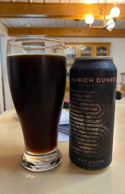 Munich Dunkel 4.9%, Beauregard, Canada