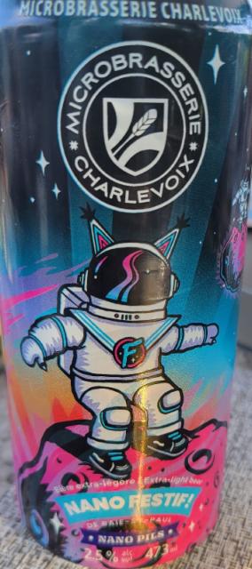 Nano festif 2.5%, Microbrasserie Charlevoix / Le Saint Pub, Canada