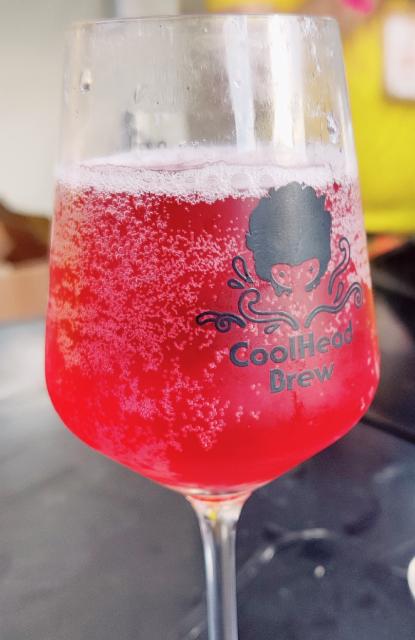 Neon Fields: Passion, Raspberry, Black Currant 6.5%, Paradox, Russia