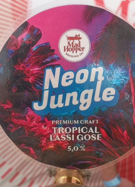 neon jungle 5.0%, Mad Hopper Brewing Co., Finland