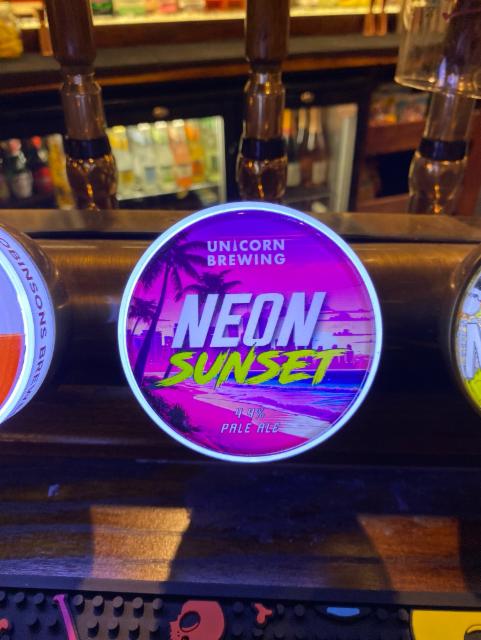 Neon Sunset IPA 4.4%, Robinsons Brewery, England