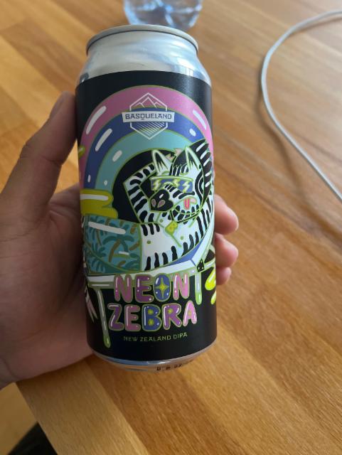 Neon Zebra 8.0%, Basqueland Brewing, Spain