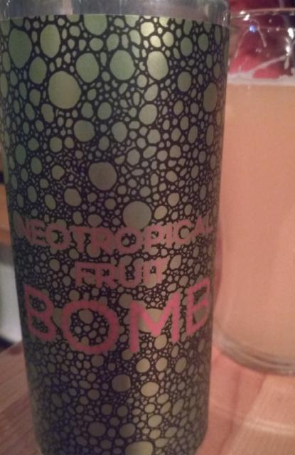 Neotropical Fruit Bomb 6.5%, Wildlab, Russia