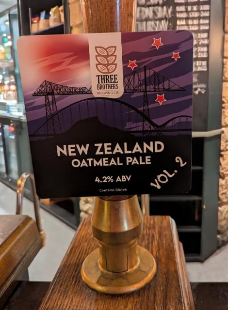 New Zealand Oatmeal Pale 4.2%, Three Brothers Brewing Co, England