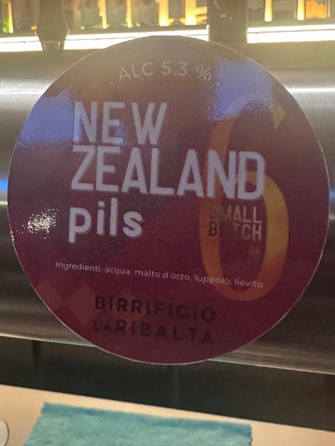 New Zealand Pils 5.3%, La Ribalta, Italy