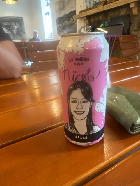 Nicole, la veillée