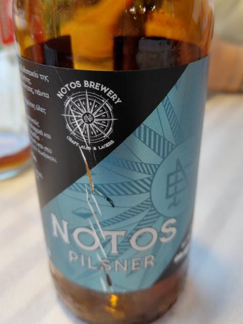 notos pilsner 5.4%, Notos Brewery / Πρότυπη Μικροζυθοποιία Ηρακλείου, Greece