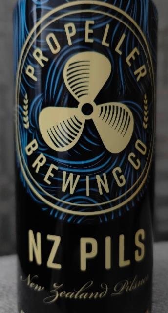 NZ Pils 5.2%, Propeller Brewing Co., Canada