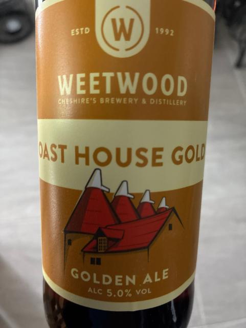 Oast house gold 5.0%, Weetwood Ales, England