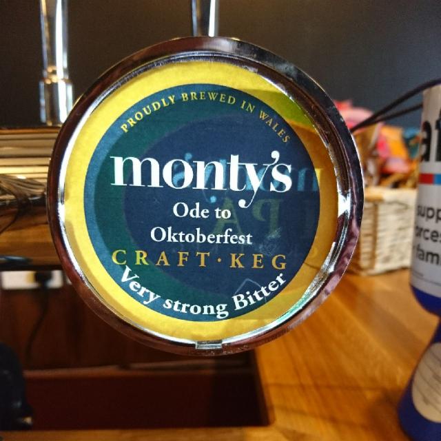 Monty's Ode to Oktoberfest 7.6%, Monty's Brewery, Wales