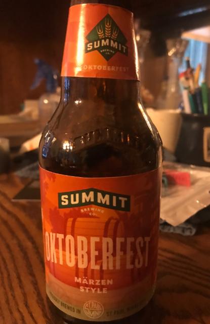 Oktoberfest Märzen Style 5.5%, Summit Brewing Company, United States
