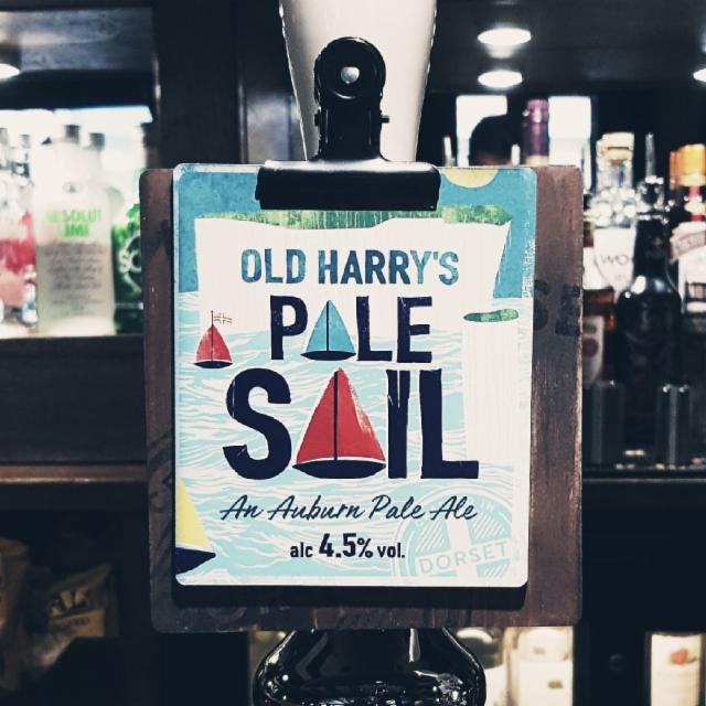 Old Harry's Pale Sail 4.5%, Badger Brewery (Hall & Woodhouse), England