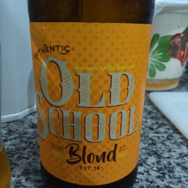 Old School Belgian Blond Ale 6.0%, Old School Cervejaria, Brazil