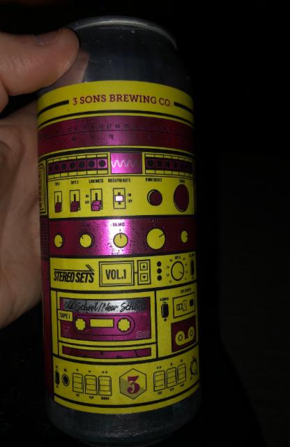 Ole school/new school 7.6%, 3 Sons Brewing Company, United States