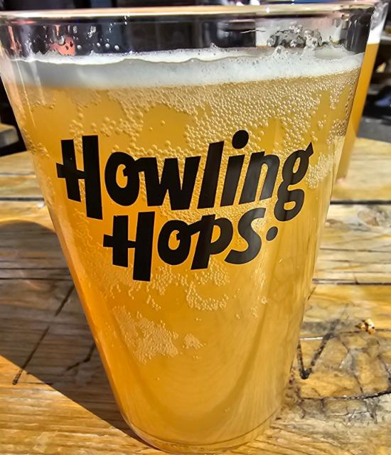 Pale Ale 4.3%, Howling Hops, England