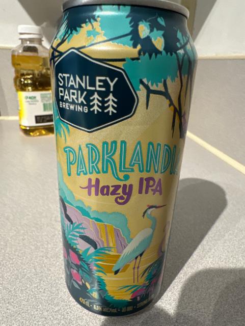 Parklandia Hazy IPA 6.5%, Stanley Park Brewing (ABInBev), Canada