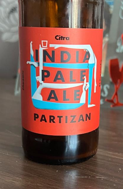 Partizan India Pale Ale: Citra 7.0%, Partizan Brewing, England