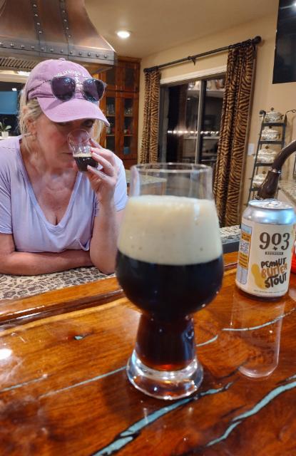 Peanut Butter Stout 7.5%, 903 Brewers, United States