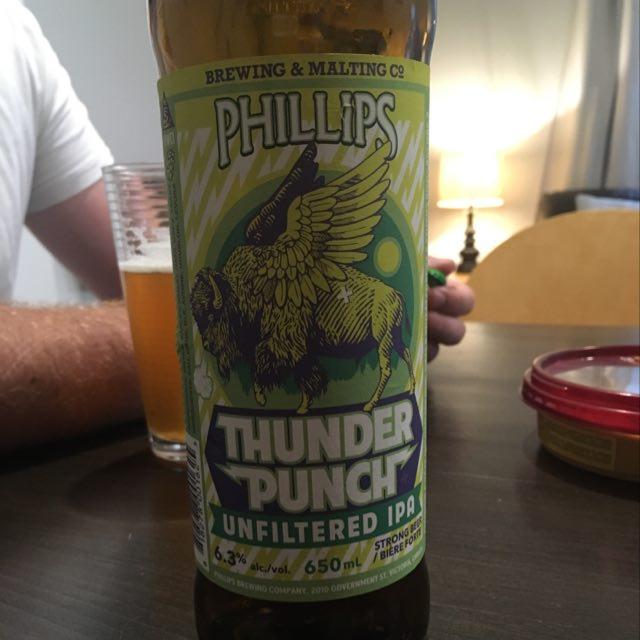 Phillips Thunder Punch 6.3%, Phillips Brewing & Malting Co., Canada