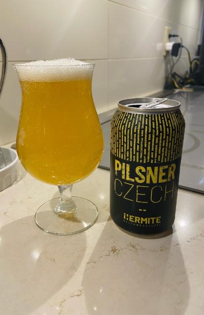 Hermite Pilsner Czech 5.2%, Microbrasserie L'Hermite, Canada